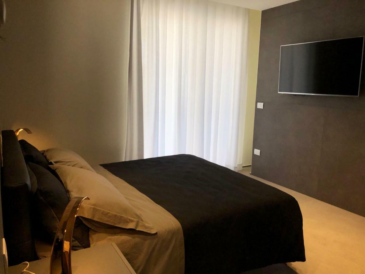 Golden Suites 50 Monopoli Exterior photo